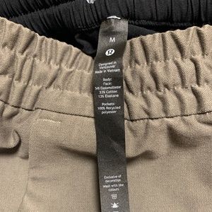 Lululemon men’s bowline pant - grey sage